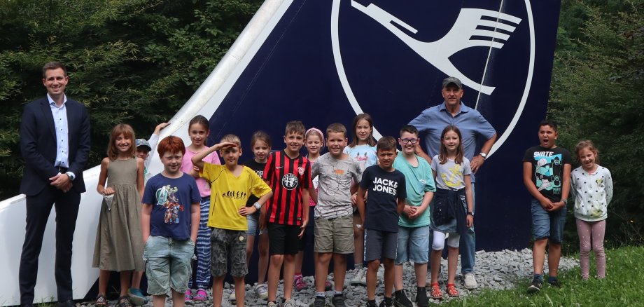 Kinder besuchen Lufthansahotel in Seeheim